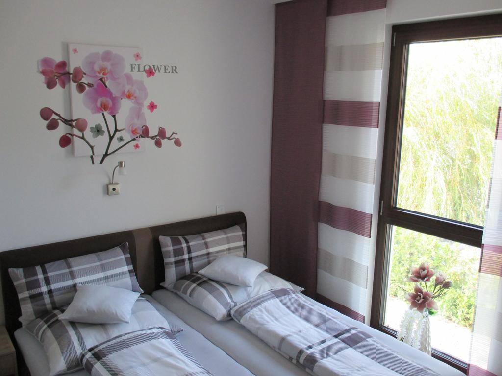 Ferienwohnung Im Herzen Von Peitz Chambre photo